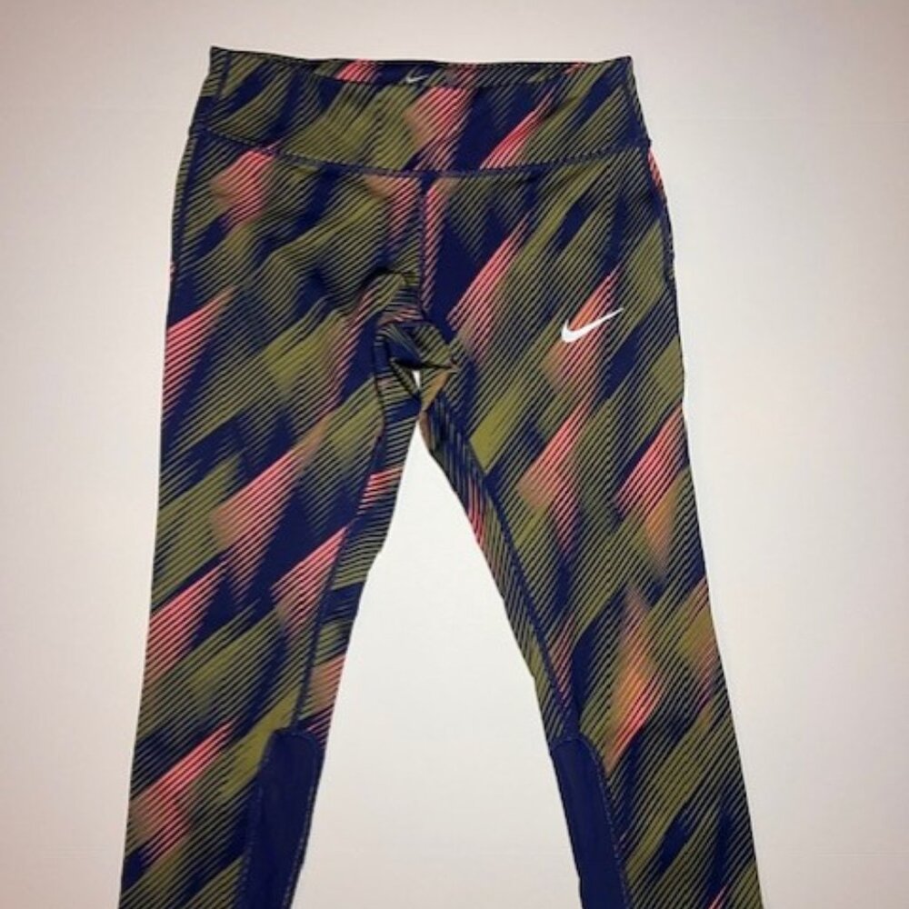 Nike Dri-FIT Multicolor Stripe Leggings – Women’s Size M – Capri Length